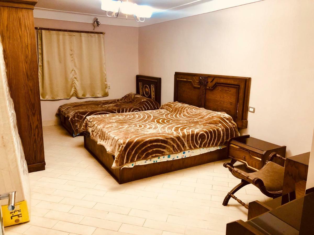 Toscanini Apartament اول صف مباشره 亚历山大港 外观 照片
